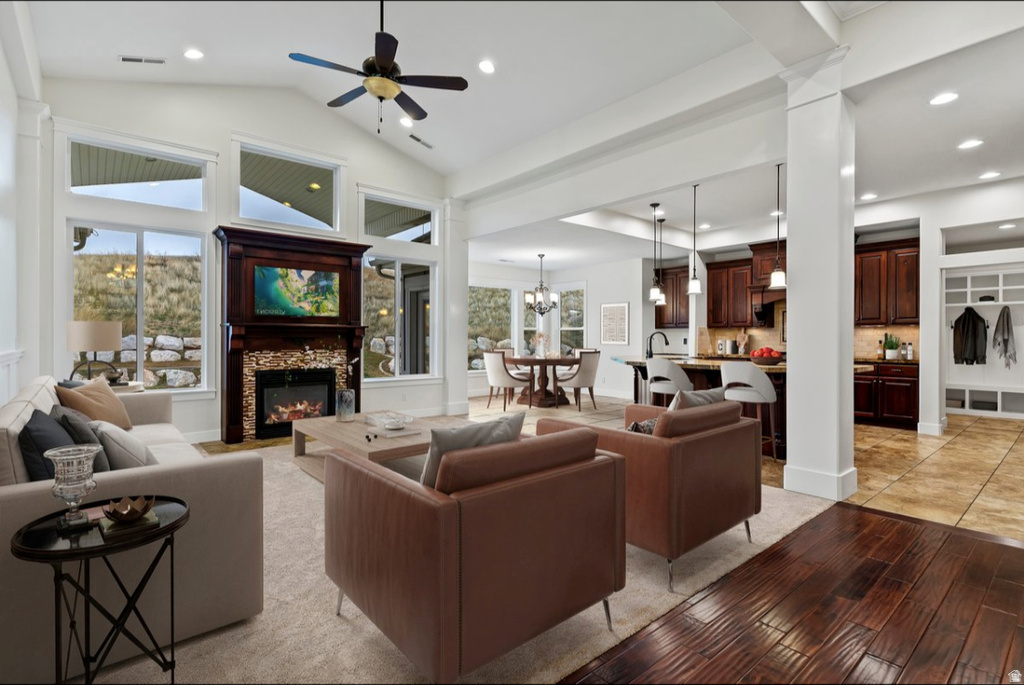 3518 E SUNRISE CIR Mountain Green, UT 84050