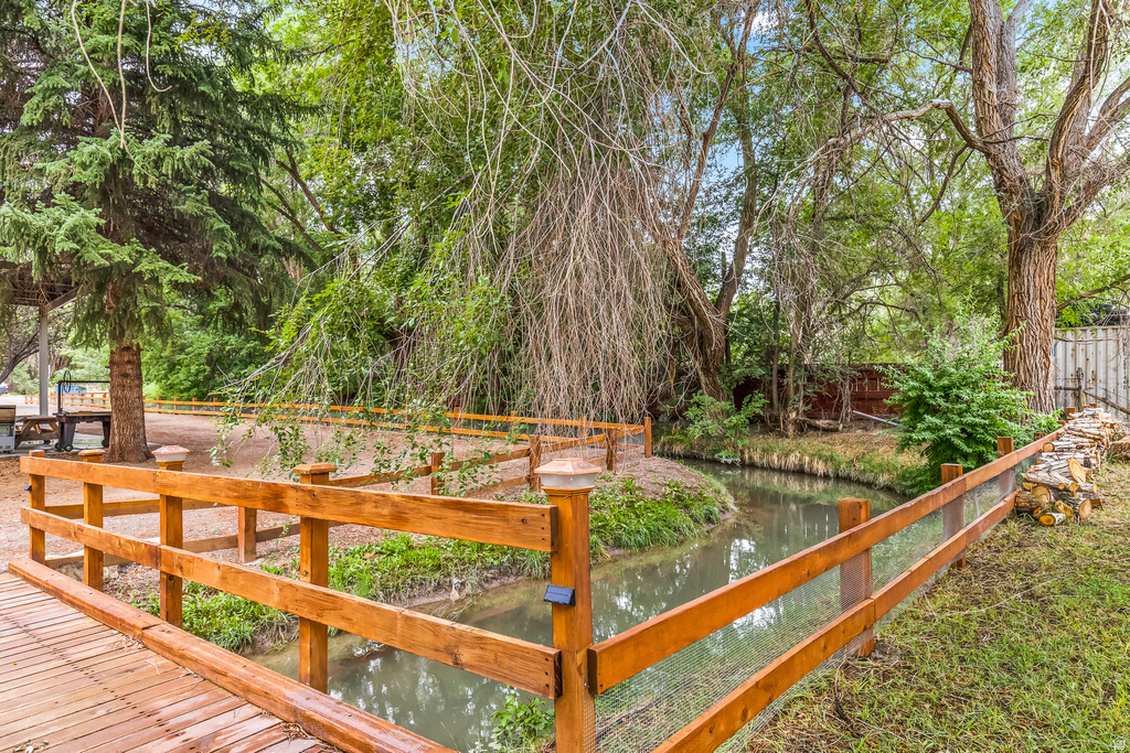 21 N MAIN ST Junction, UT 84740