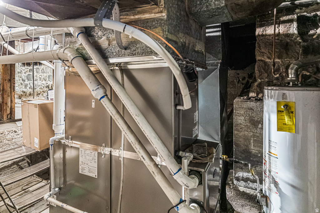 21 N MAIN ST Junction, UT 84740