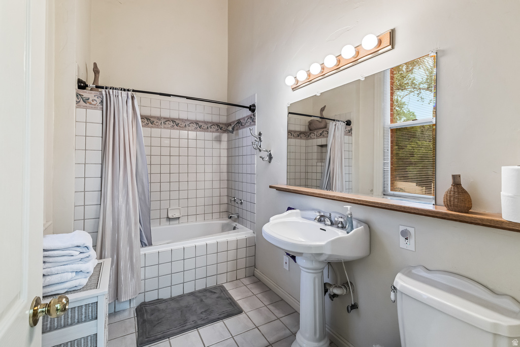 21 N MAIN ST Junction, UT 84740