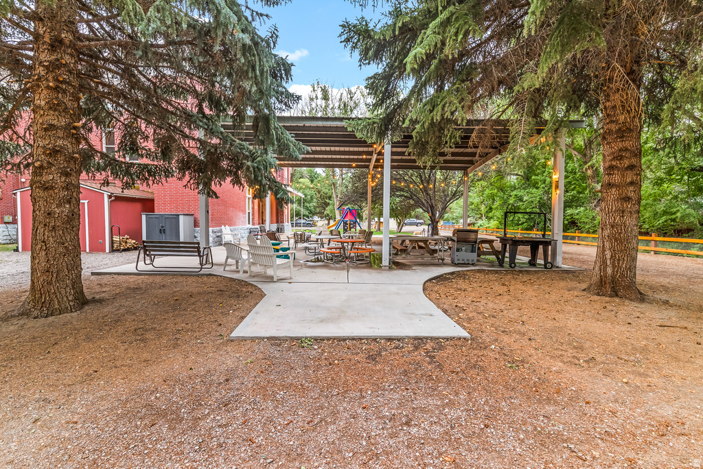 21 N MAIN ST Junction, UT 84740