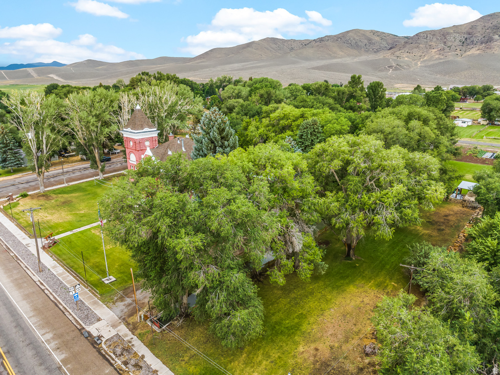 21 N MAIN ST Junction, UT 84740