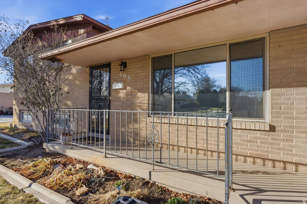 195 E 7060 S Midvale, UT 84047