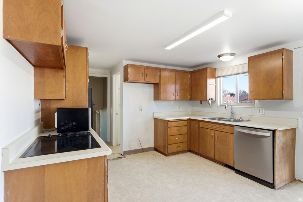 195 E 7060 S Midvale, UT 84047