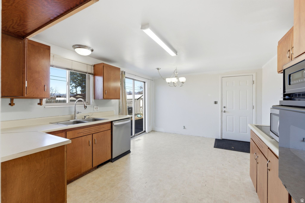 195 E 7060 S Midvale, UT 84047