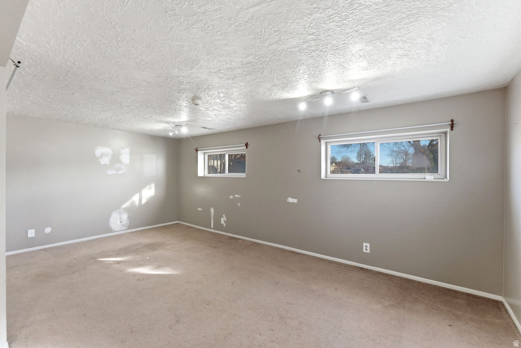195 E 7060 S Midvale, UT 84047