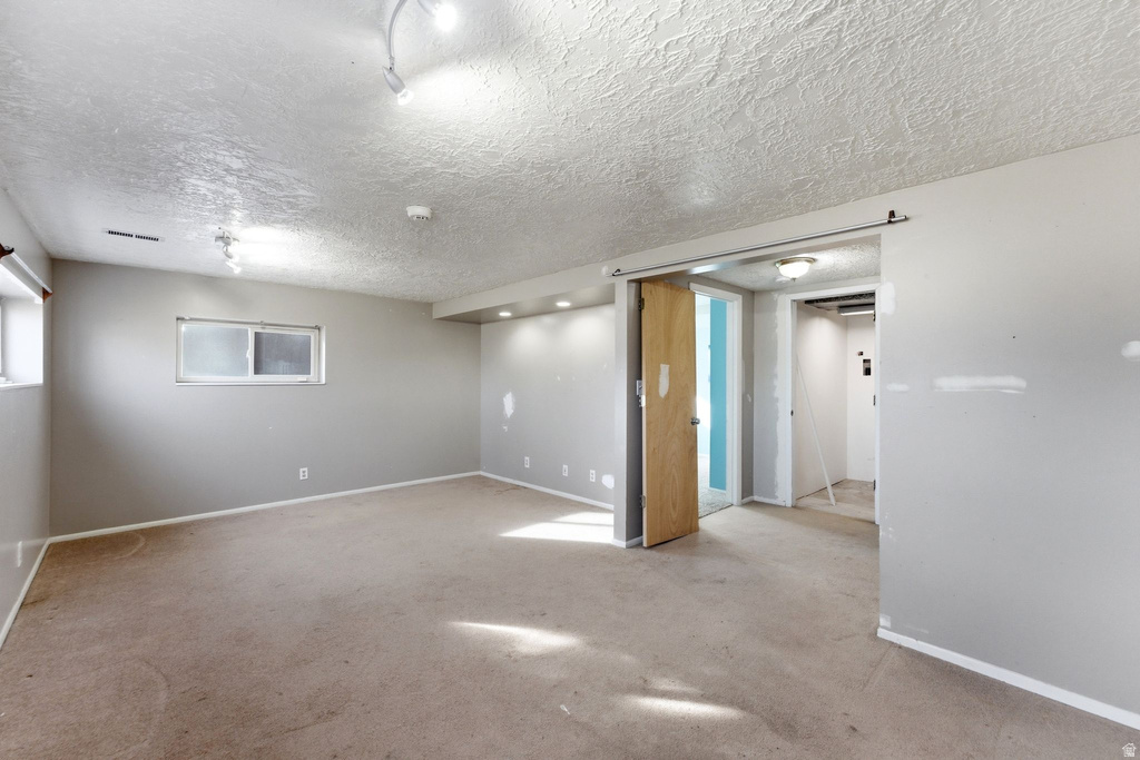 195 E 7060 S Midvale, UT 84047