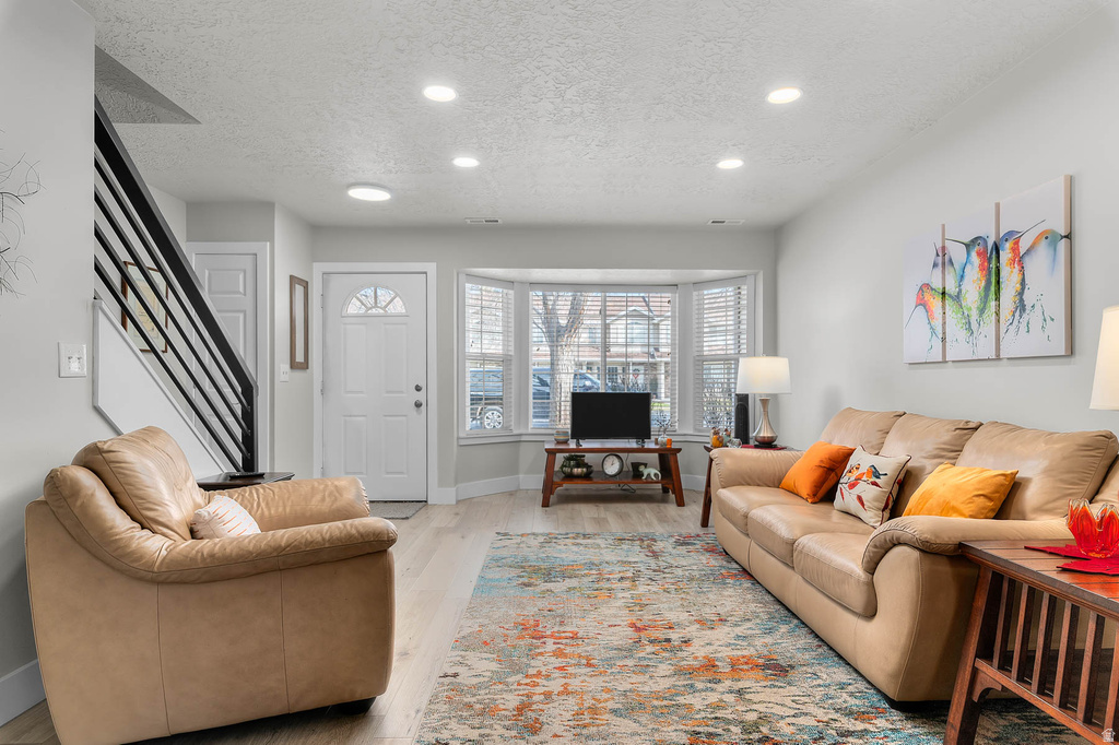 2718 S CENTERBROOK DR West Valley City, UT 84119