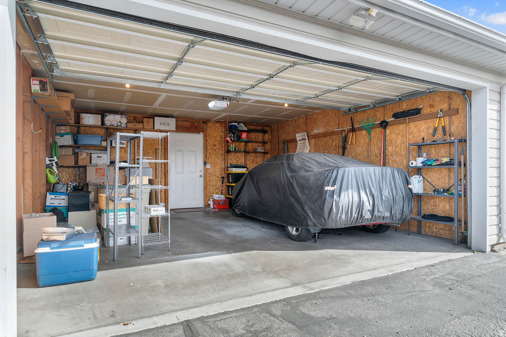 2718 S CENTERBROOK DR West Valley City, UT 84119