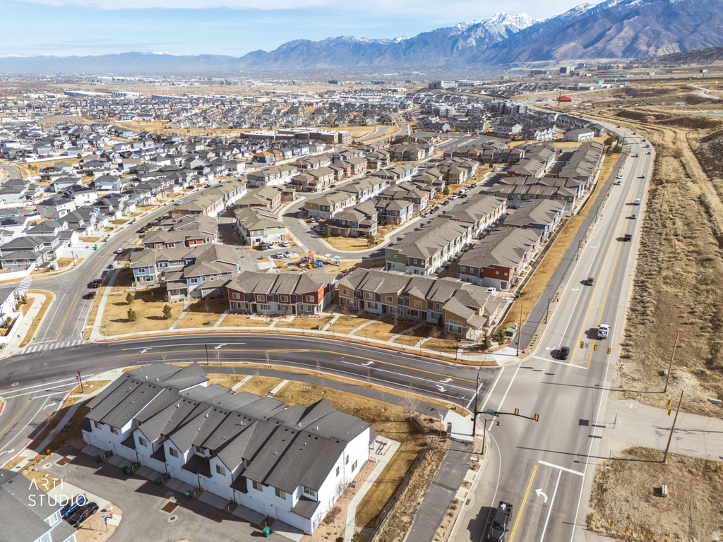 1020 W LAPIS FIELDS Bluffdale, UT 84065