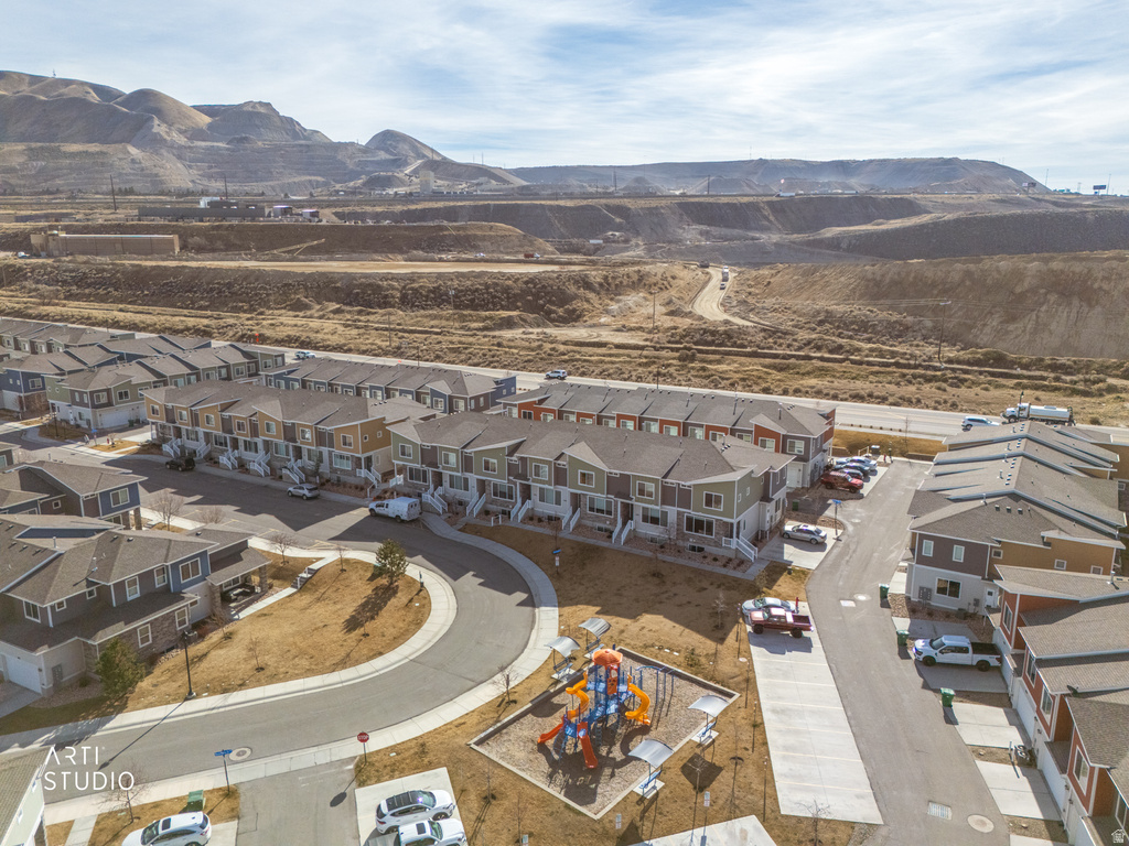 1020 W LAPIS FIELDS Bluffdale, UT 84065