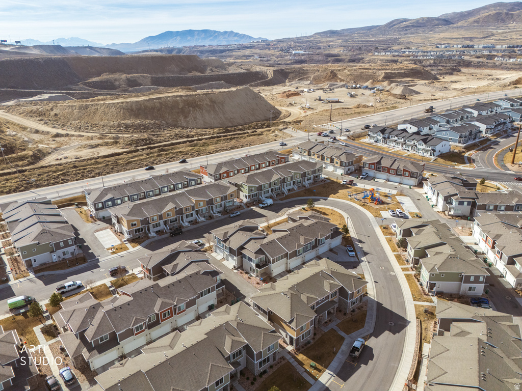 1020 W LAPIS FIELDS Bluffdale, UT 84065