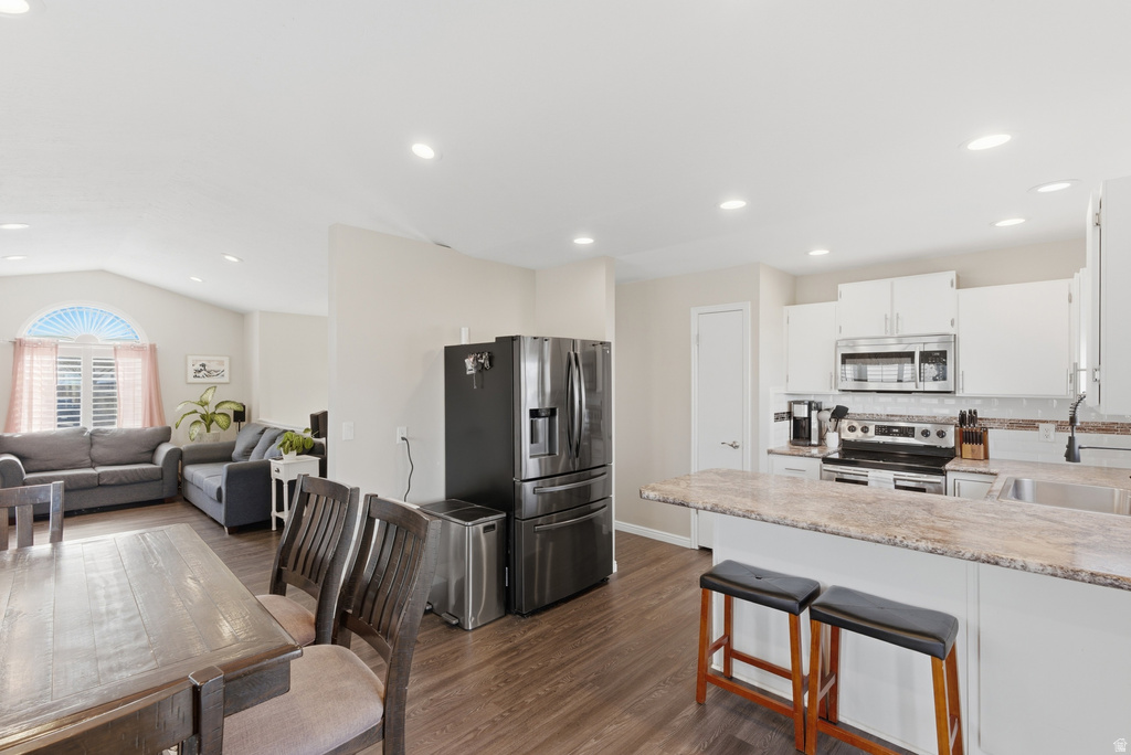 7522 W TAM DR Magna, UT 84044