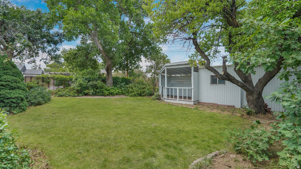 361 E MCMILLAN LN Murray, UT 84107