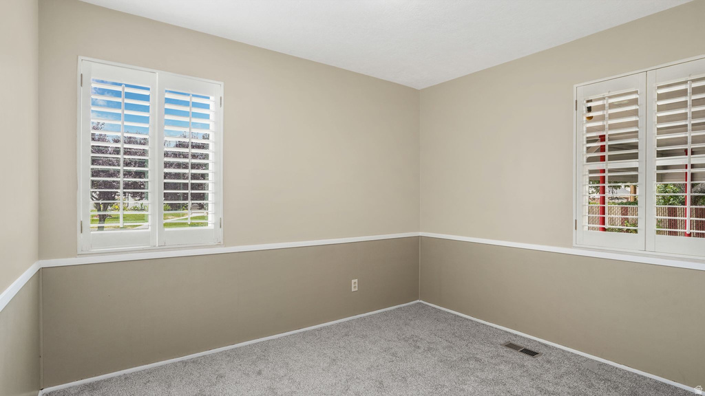 361 E MCMILLAN LN Murray, UT 84107