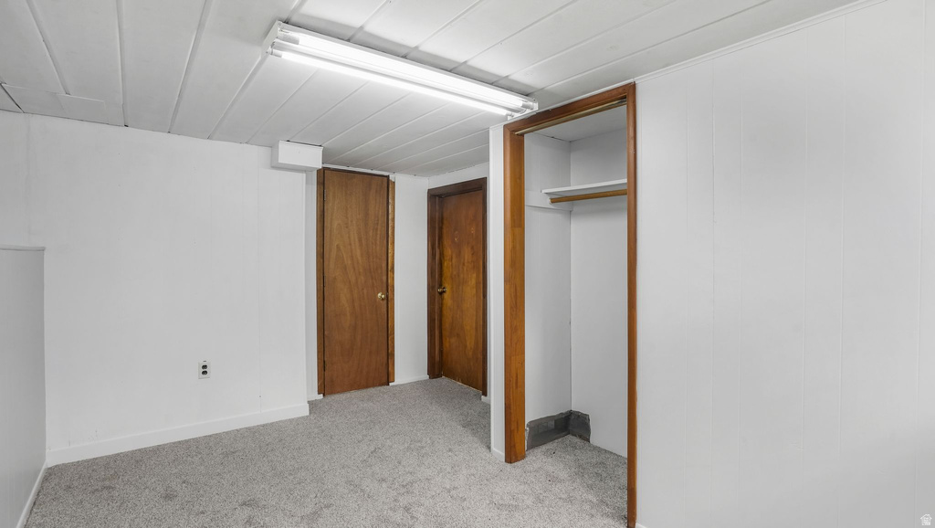 361 E MCMILLAN LN Murray, UT 84107