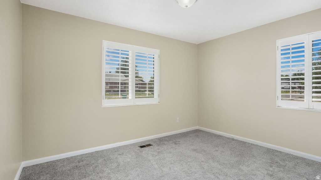 361 E MCMILLAN LN Murray, UT 84107