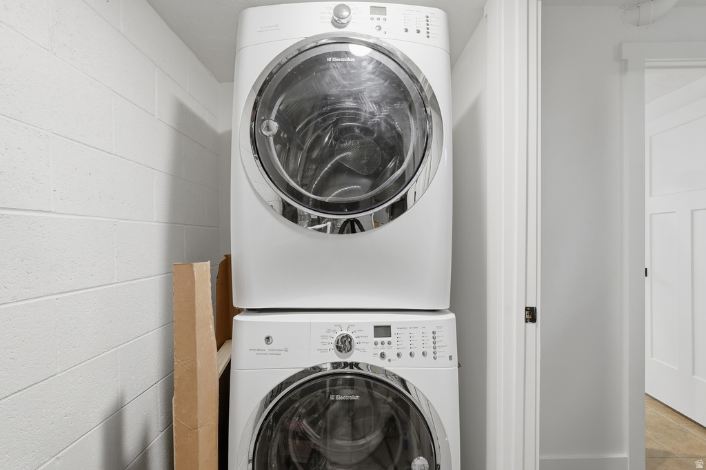 3856 S GRANDVIEW DR Ogden, UT 84403