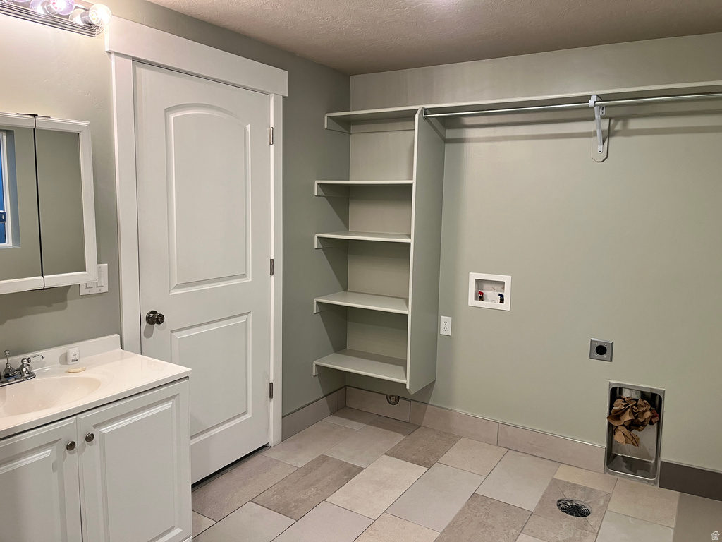 3609 S 5650 W West Valley City, UT 84128