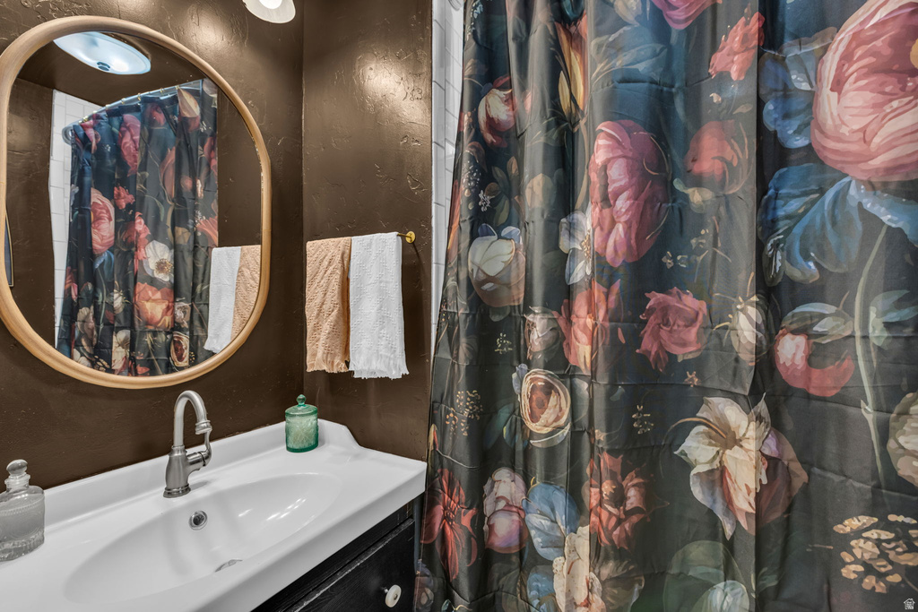 732 E 100 S Salt Lake City, UT 84102