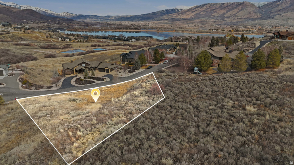 6481  SUMMIT CV Huntsville, UT 84317