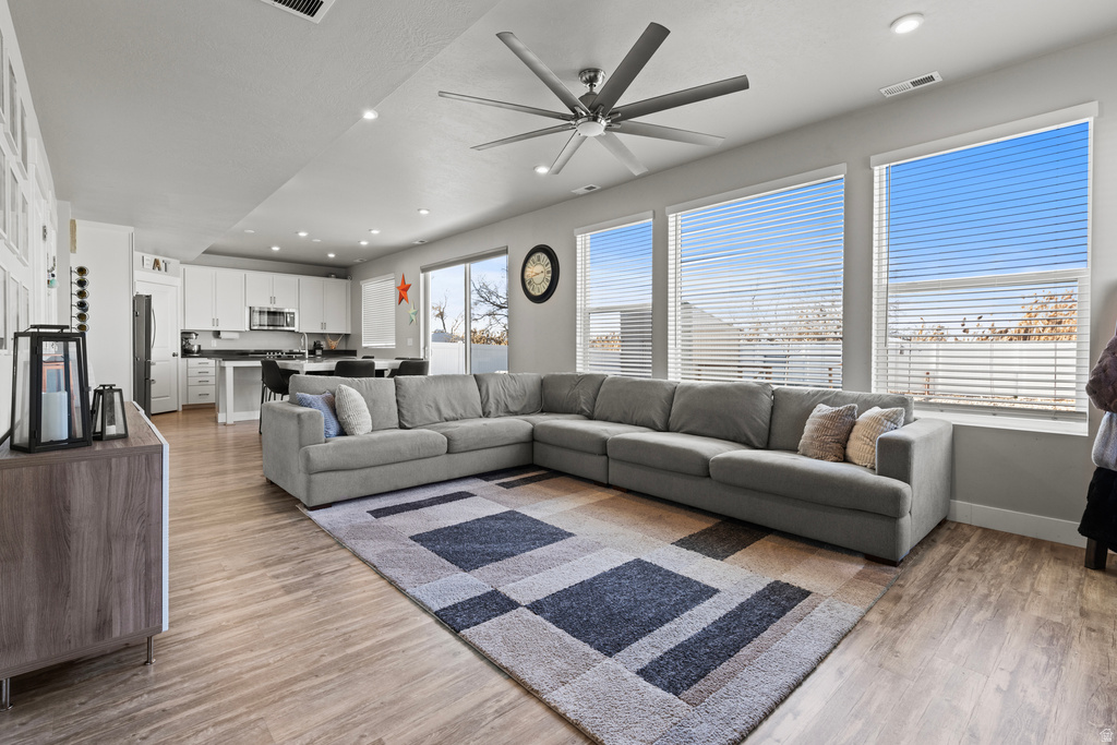 3214 S FIELDS AVE Syracuse, UT 84075