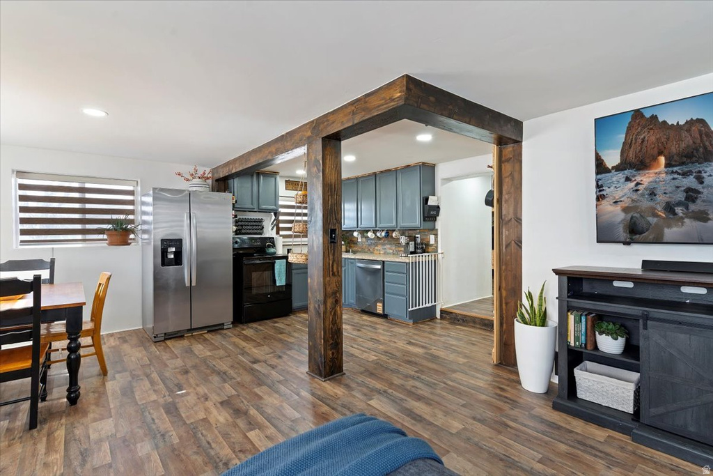 2066 W 6000 S Roy, UT 84067