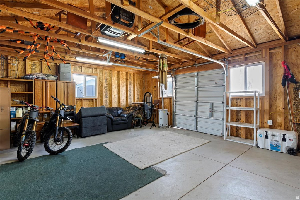 2066 W 6000 S Roy, UT 84067