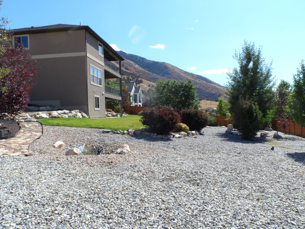 2517 N 2050 E North Logan, UT 84341