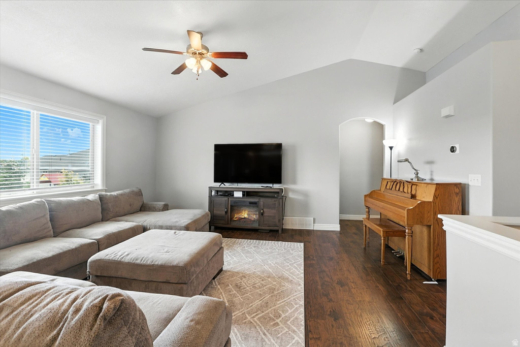 609 N 130 E Smithfield, UT 84335