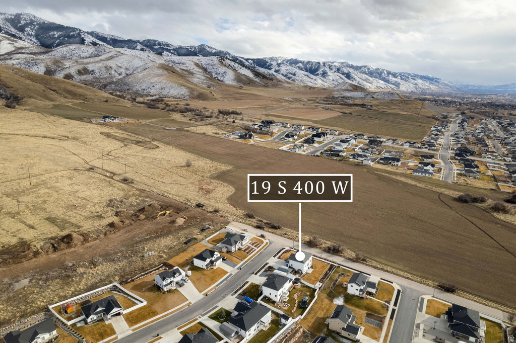 111 S 1250 E Smithfield, UT 84335