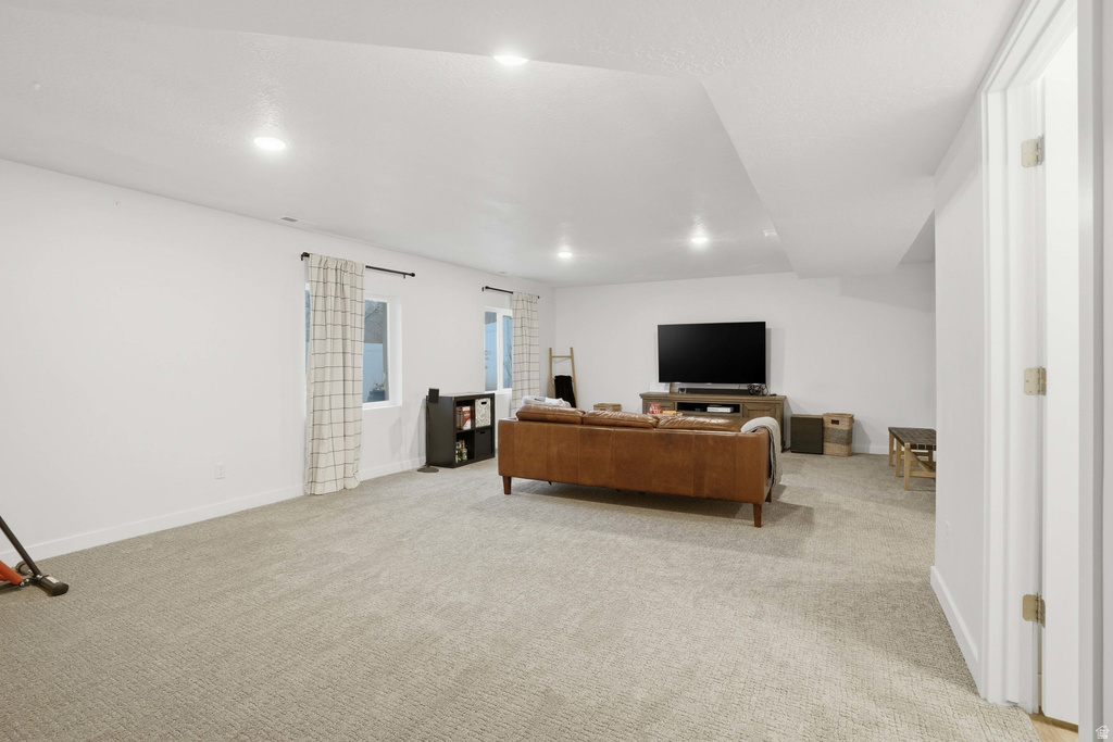 311 E UNCHARTERED LN Draper, UT 84020