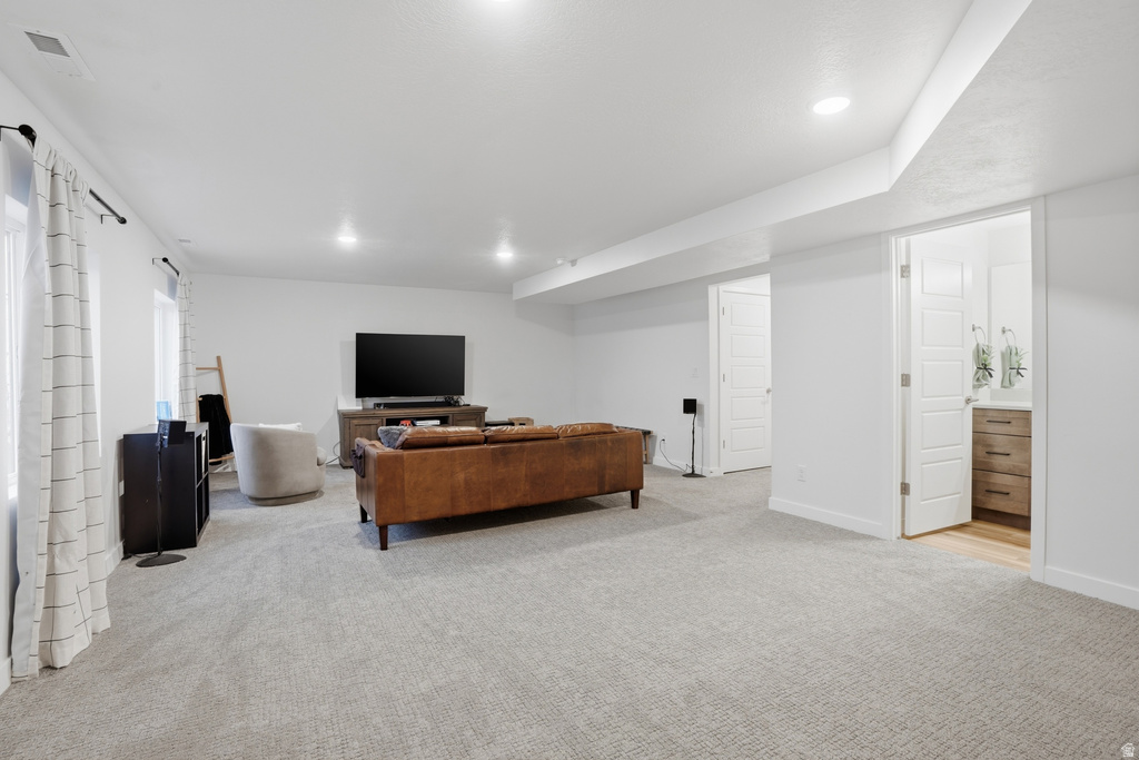 311 E UNCHARTERED LN Draper, UT 84020