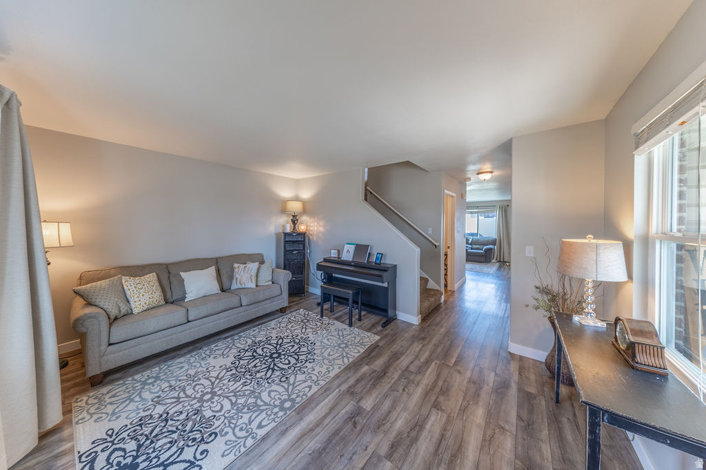 1877 S 725 E Clearfield, UT 84015