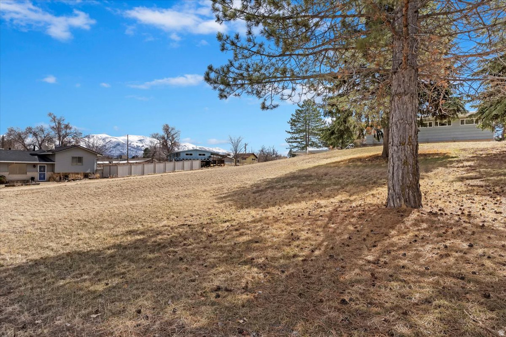 445 W 5100 S Washington Terrace, UT 84405