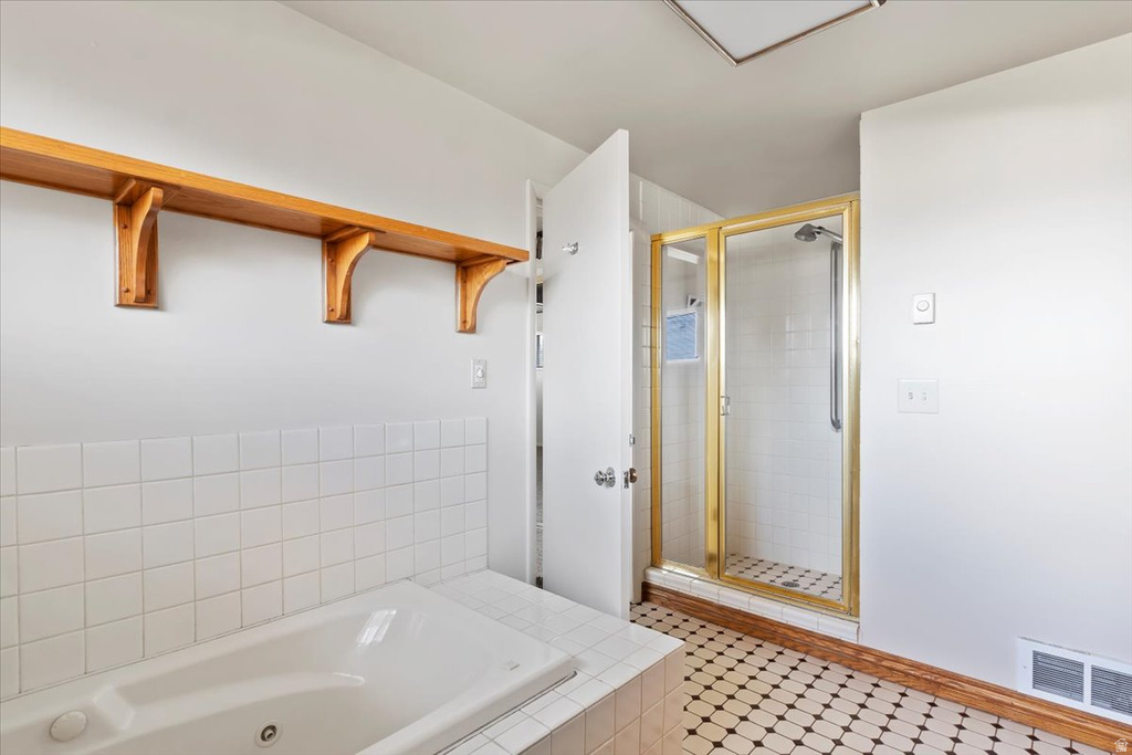 445 W 5100 S Washington Terrace, UT 84405