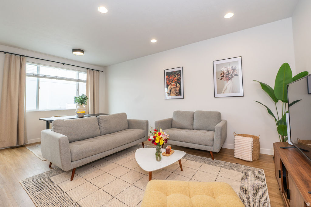 6908 S MT MEEK DR #202 West Jordan, UT 84081