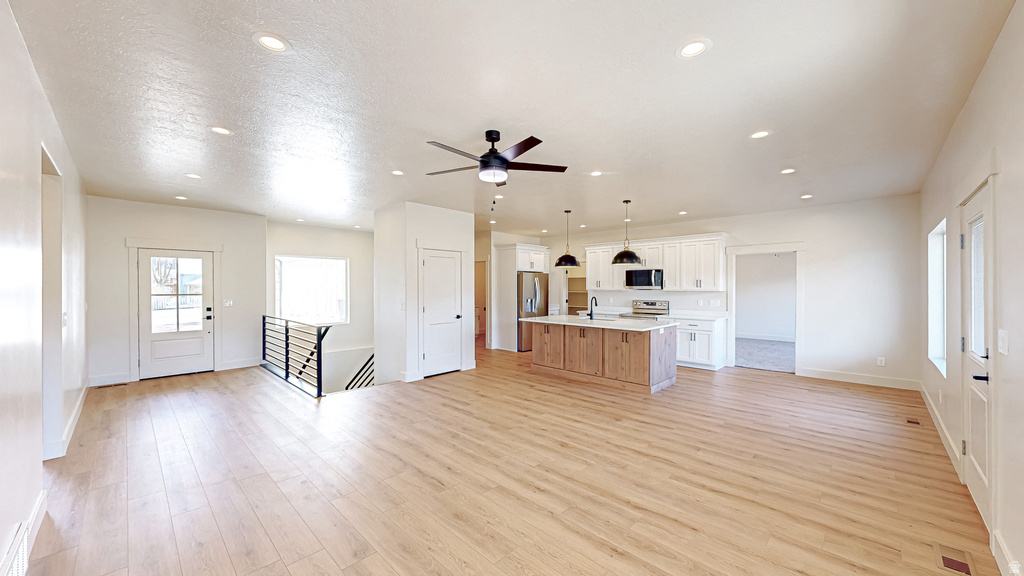 604 N STATE ST Fountain Green, UT 84632