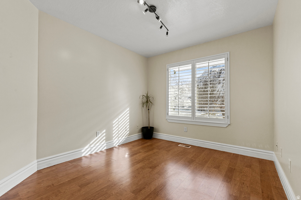 2266 S 450 W Perry, UT 84302