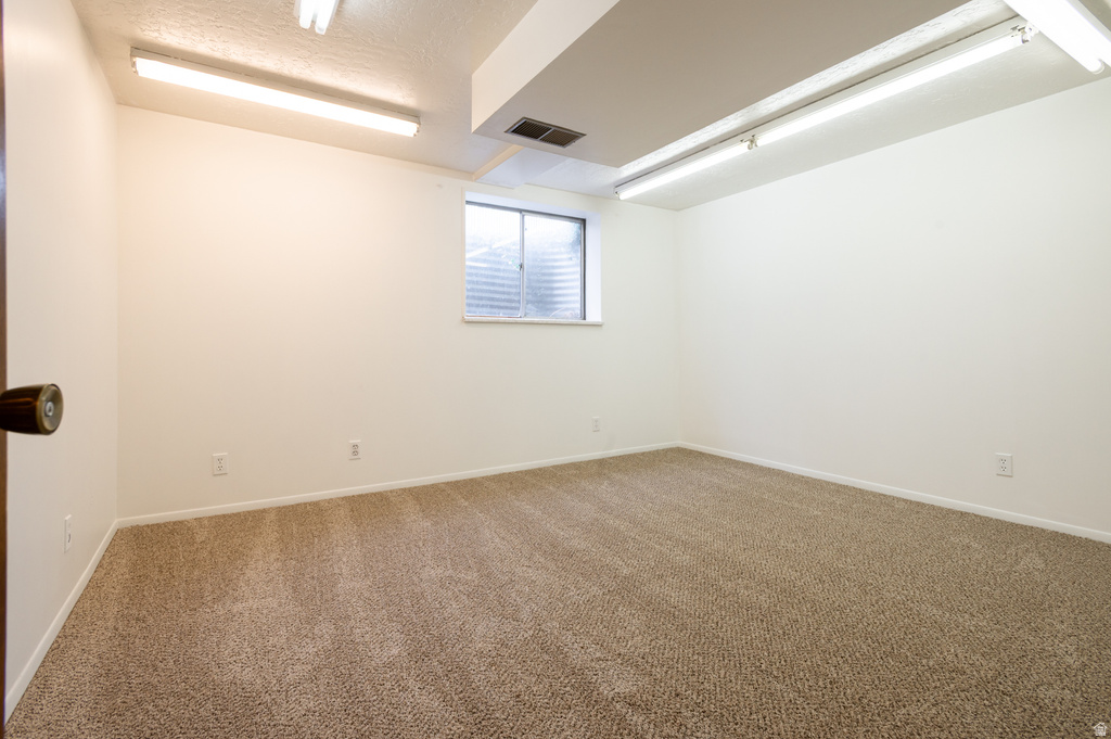 3836 W PINEHURST CIR West Valley City, UT 84120