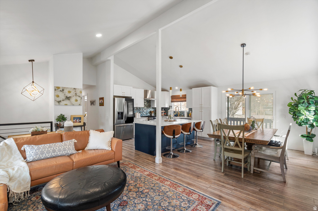 1563 E TAMERON DR Sandy, UT 84092