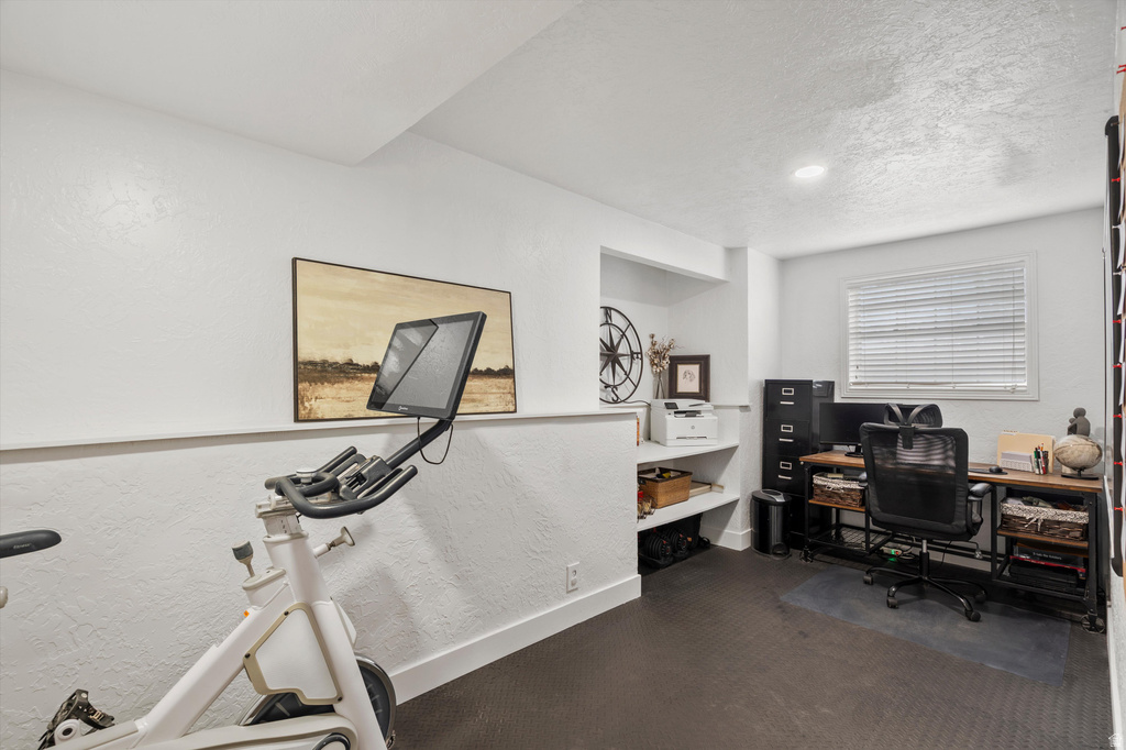 1563 E TAMERON DR Sandy, UT 84092