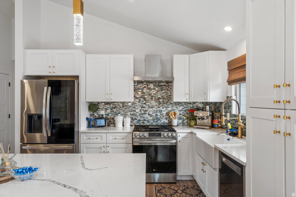 1563 E TAMERON DR Sandy, UT 84092