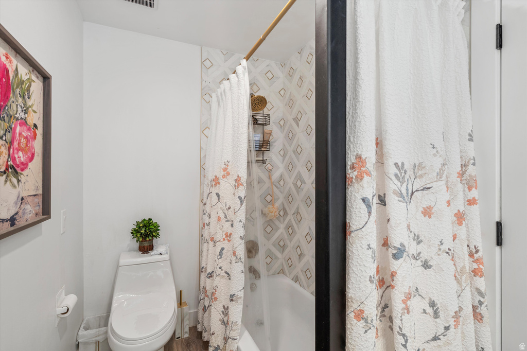 1563 E TAMERON DR Sandy, UT 84092