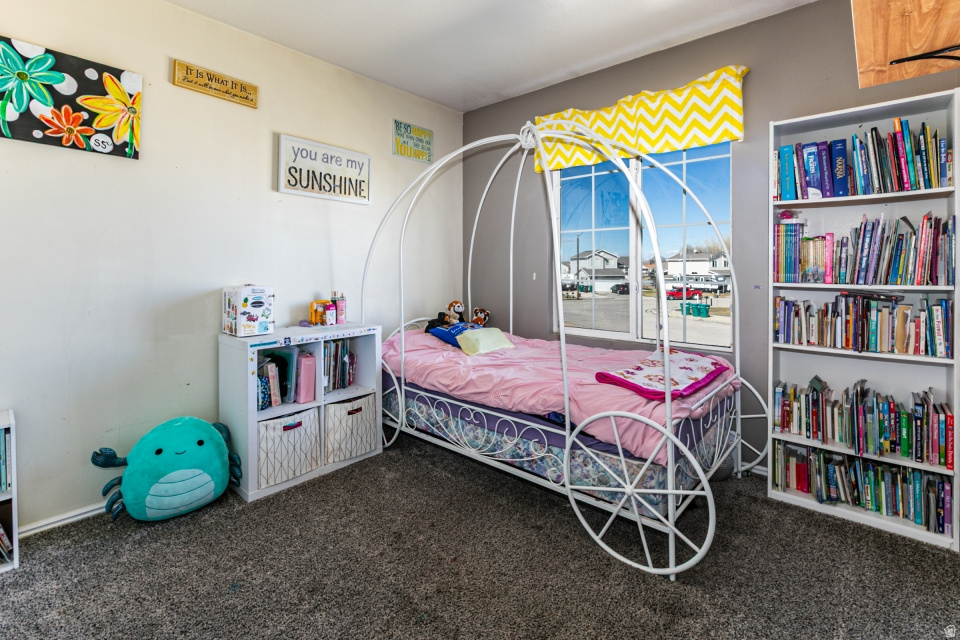 4239 W 5325 S Roy, UT 84067