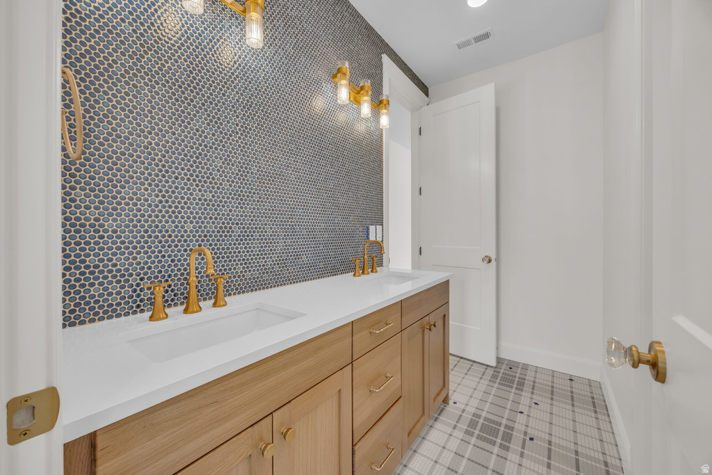 1358 S 1220 E Salem, UT 84653