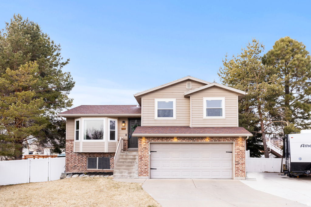 103 E 1250 N Layton, UT 84041