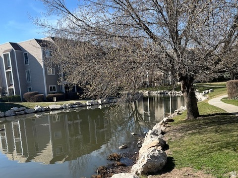 4614 S QUAIL DR #J Millcreek, UT 84117