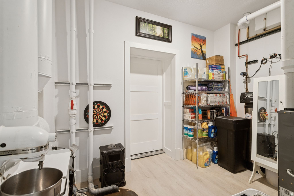 372 W 3000 S Daniel, UT 84032