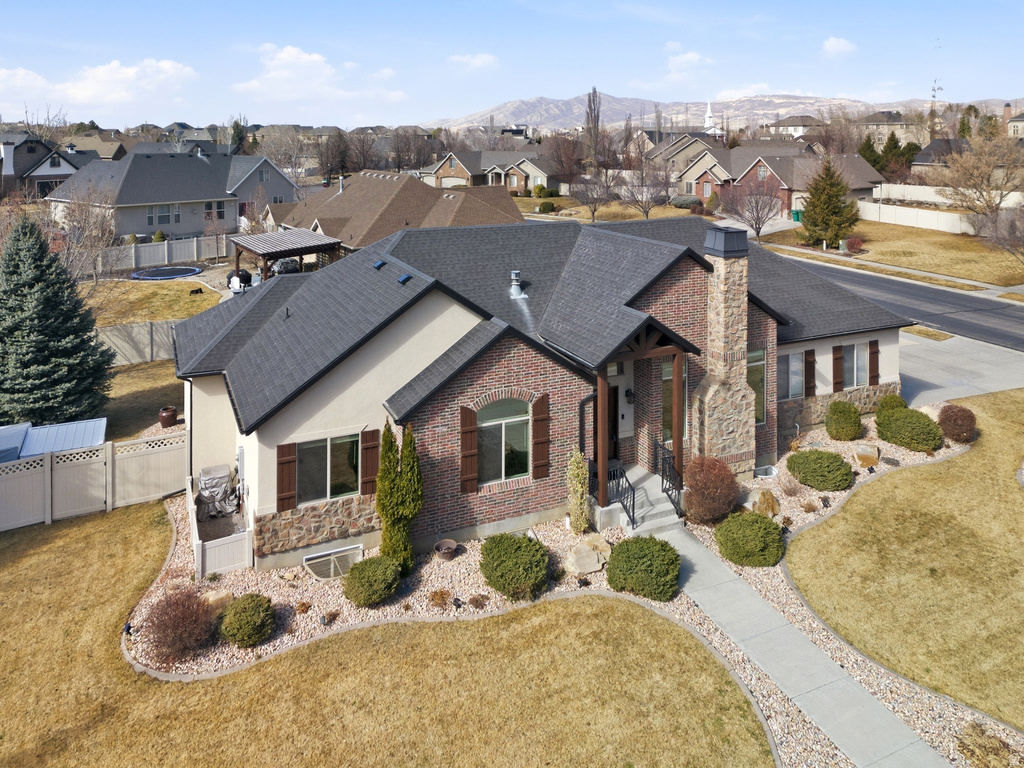 10329 N BRISTLECONE WAY Cedar Hills, UT 84062